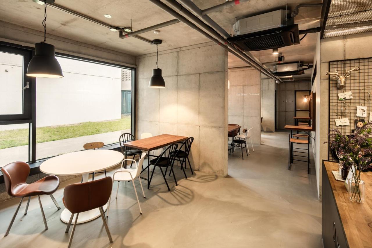 Snob Boutique Stay Szogüpho Kültér fotó